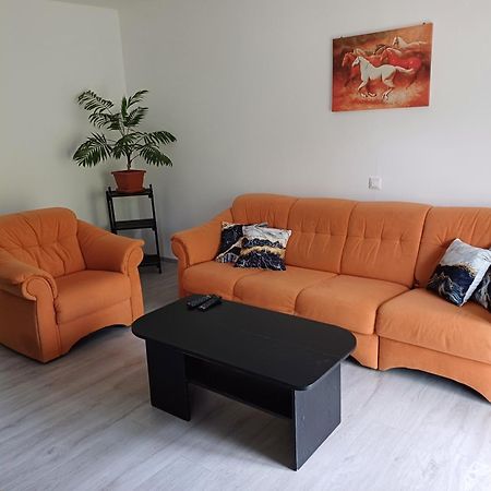 Apartma Ginga Osilnica المظهر الخارجي الصورة